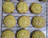 Foto langkah ke 5 dari resep Soft Cookies Matcha Milky.