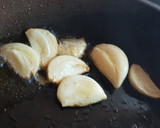 Foto del paso 4 de la receta: Pollo frito con Ajo, Vinagre y Limón