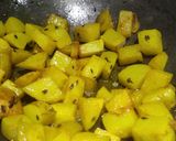 आलू सोयाबीन की सब्जी (aloo soyabeen ki sabzi recipe in Hindi) रेसिपी चरण 5 फोटो