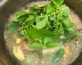 รูปขั้นตอนการทำที่ 4 ของ แกงเขียวหวานอกไก่ สูตรปรุงน้อย ใส่กะทิน้อย