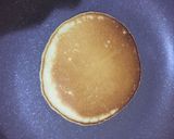 Foto langkah ke 2 dari resep Simple Pancake Topping Mangga.