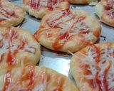 Foto langkah ke 7 dari resep Pizza mini.