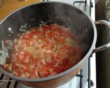 Foto del paso 3 de la receta: Salsa roja con carne