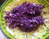 Foto del paso 2 de la receta: Mix de repollos con maní