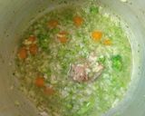 Foto langkah ke 1 dari resep Bubur nasi brokoli wortel hati.
