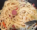 Foto langkah ke 3 dari resep Spaghetti Aglio Olio.