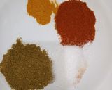 A picture of step 2 of Single pot chicken haleem.