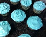 Foto del paso 10 de la receta: Cupcakes de Marge Simpson (ep 17 temp 24) 🧁💙