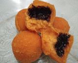 Foto langkah ke 6 dari resep Bola bola ubi isi coklat.