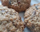 Étcsokis-piros áfonyás zabkeksz recept fázis 3 fotója
