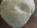 Tarta de manzana con pasas