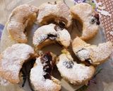Kevert meggyes, félhold süti recept fázis 4 fotója