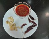 A picture of step 4 of Red chili garlic chutney.