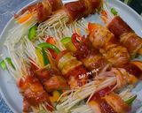 Hình bước làm 3 của món Thịt bò ba chỉ Mỹ cuộn rau củ nướng nồi chiên ko dầu