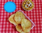 A picture of step 7 of Puri Chole.