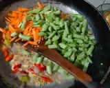 Foto langkah ke 3 dari resep Tumis buncis wortel brokoli+ telur orak arik.