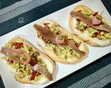 Foto del paso 5 de la receta: Tosta de scamorza ahumada y anchoa con aguacate y tomate seco
