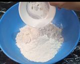 A picture of step 1 of Dosti roti.
