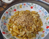 Foto del paso 4 de la receta: Col rehogada al curry  con nueces