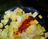 Foto del paso 1 de la receta: Alubias con puerro, calabaza y repollo