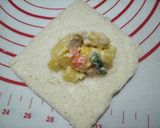 A picture of step 6 of Fried Bread Stuffed with Chicken and Vegetables.