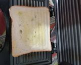 A picture of step 6 of Veg cheese sandwich.
