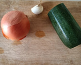 Foto del paso 2 de la receta: Hamburguesas de avena, proteína de guisante y calabacín