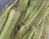 Foto del paso 1 de la receta: Pencas de acelga a la vinagreta 🥬