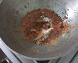 A picture of step 2 of Panch foran potato curry.