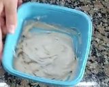 Foto del paso 1 de la receta: Medialunas fáciles