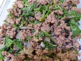 Pastel Tutup Daging Bayam