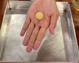 Foto langkah ke 4 dari resep Tumbprint Cookies.