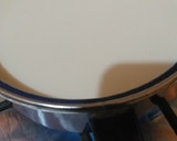 Foto del paso 2 de la receta: Panna cotta de coco🍮🥥 con coulis de jamaica y mezcal oaxaqueño