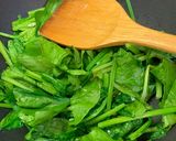 炒菠菜的食譜步驟2照片