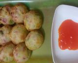 A picture of step 5 of Sooji ke Appe.