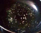 A picture of step 3 of Cream Kanda Curry.