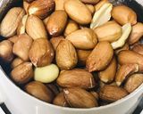 A picture of step 1 of Olive oil and honey homemade peanut butter.