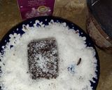 A picture of step 8 of Strawberry Lamingtons.