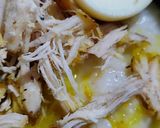 Foto langkah ke 7 dari resep Bubur Ayam Kuah Kuning.
