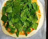 Foto del paso 5 de la receta: Pizza casera de espinacas