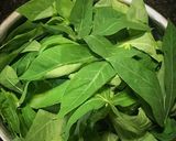Foto langkah ke 1 dari resep Tumis Daun Singkong.