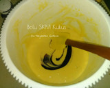Foto langkah ke 6 dari resep Bolu SKM Kukus (Bolu Susu) #Kisah Kasih Cookpad.