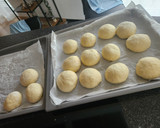 A picture of step 8 of Calzones from scratch.