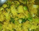 मटर आलू भरता (Matar aloo bhartarecipe in Hindi) रेसिपी चरण 3 फोटो