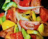 Foto del paso 3 de la receta: Crema de pimiento morrón a la mediterráneo
