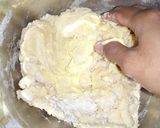 Foto langkah ke 2 dari resep Odading/Roti Goreng/Kue Bantal (no mixer).