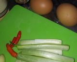 Foto langkah ke 1 dari resep Nasi Telur Simple Nendang.