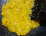 A picture of step 2 of Gulkand Chanadal Halva.