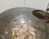 A picture of step 2 of Onion tomato rice.