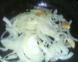 Foto del paso 1 de la receta: Fideos con atún, cebolla y comino